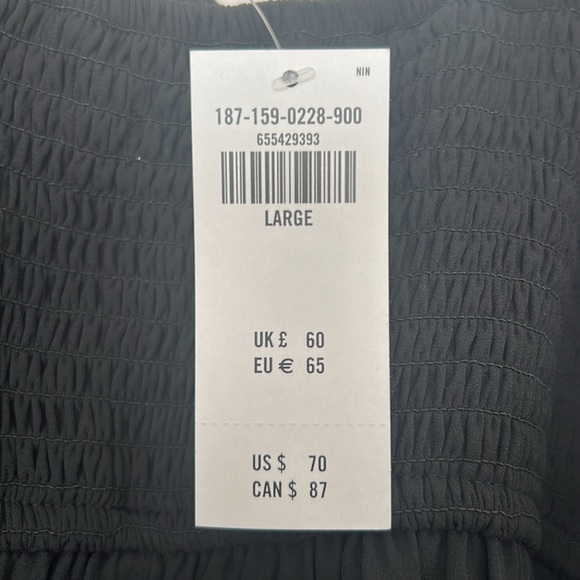 Abercrombie & Fitch - Women’s Black Flowy Short-Sleeve Mini Dress (Black, L) - Picture 4 of 4